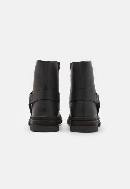 YOURTURN Unisex - Classic Ankle Boots - Black