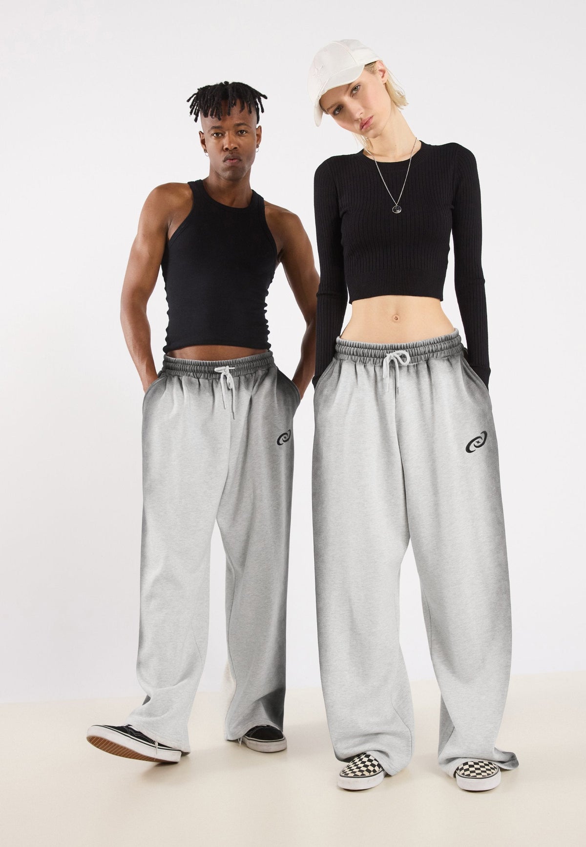YOURTURN UNISEX - Tracksuit Bottoms - Light Grey