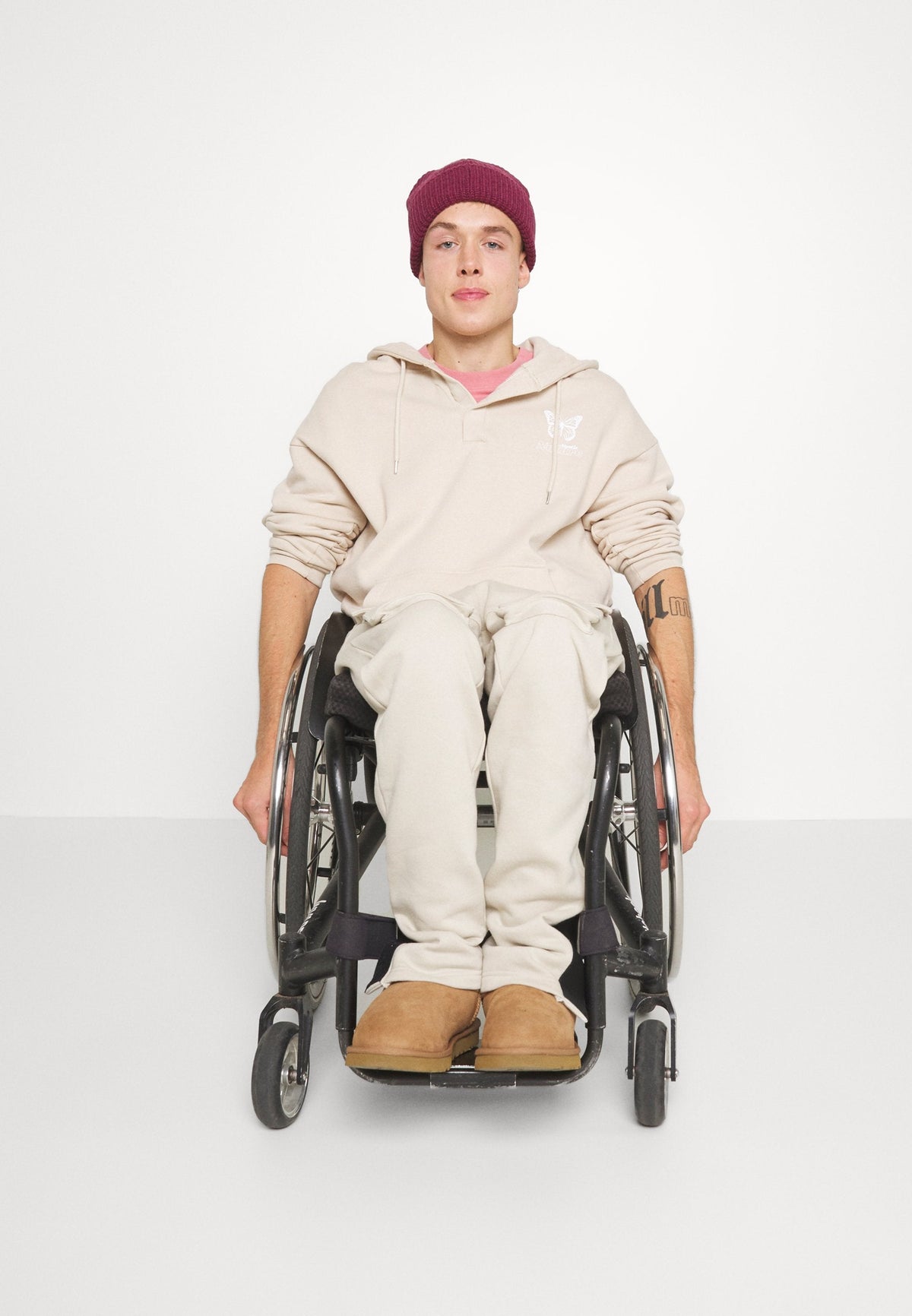 YOURTURN Tracksuit Bottoms - Beige