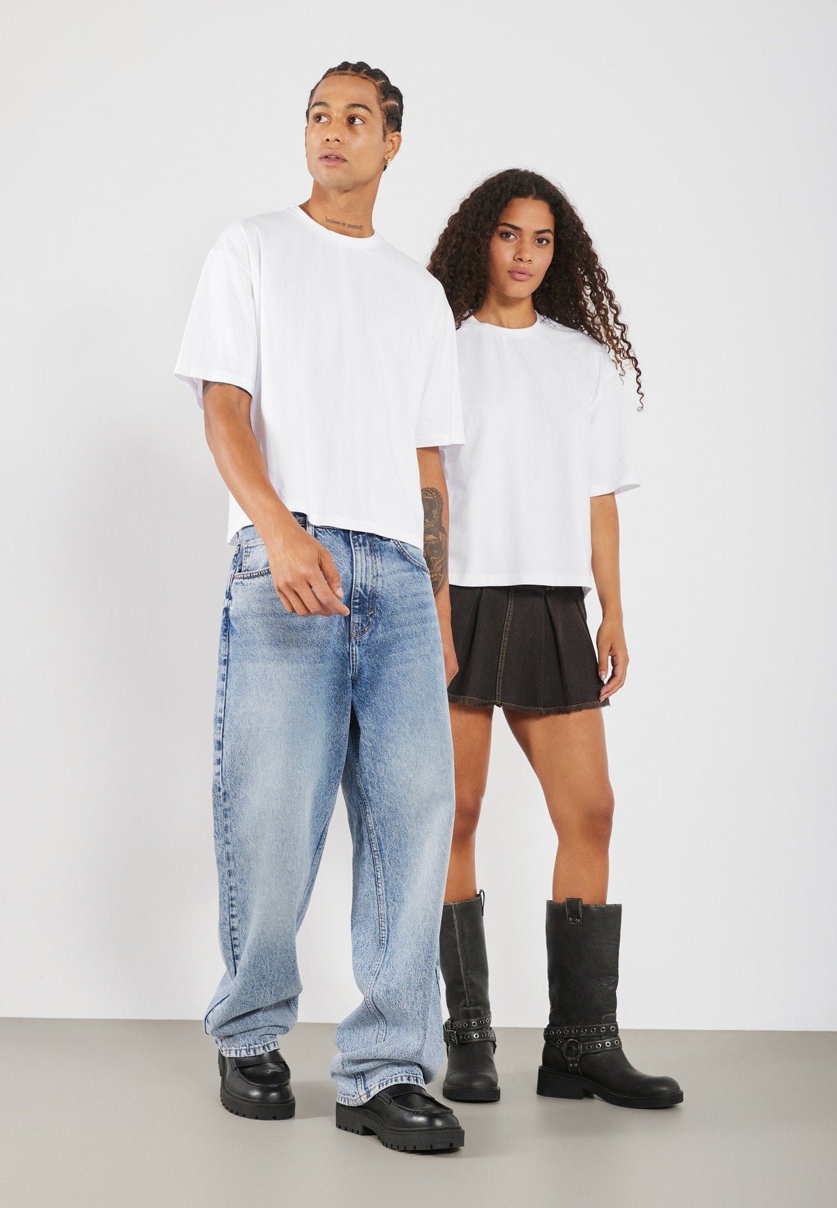 YOURTURN 2 PACK UNISEX BASIC BOXY CROPPED T-SHIRT - Basic T-shirt - Bright White