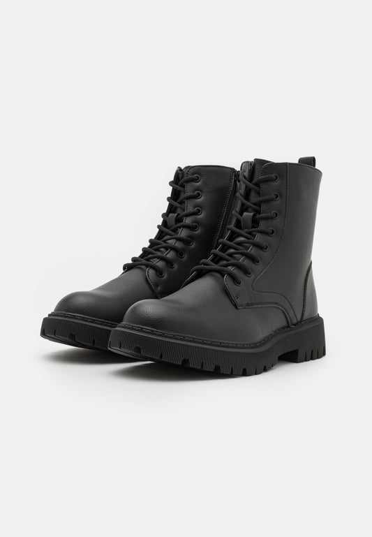 YOURTURN Lace-Up Ankle Boots - Black