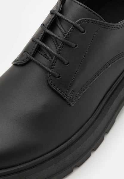 YOURTURN Unisex - Lace-Ups - Black