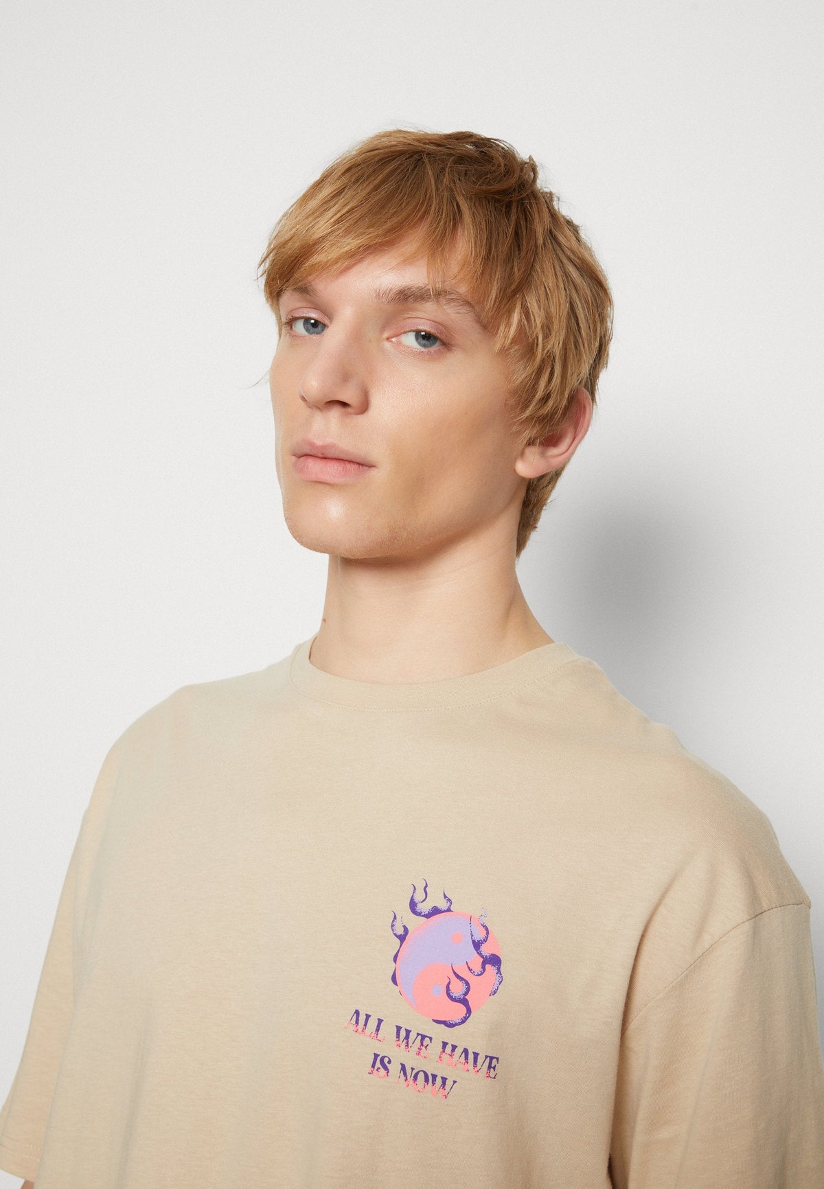 YOURTURN Graphic Tee Unisex - Print T-Shirt - Beige