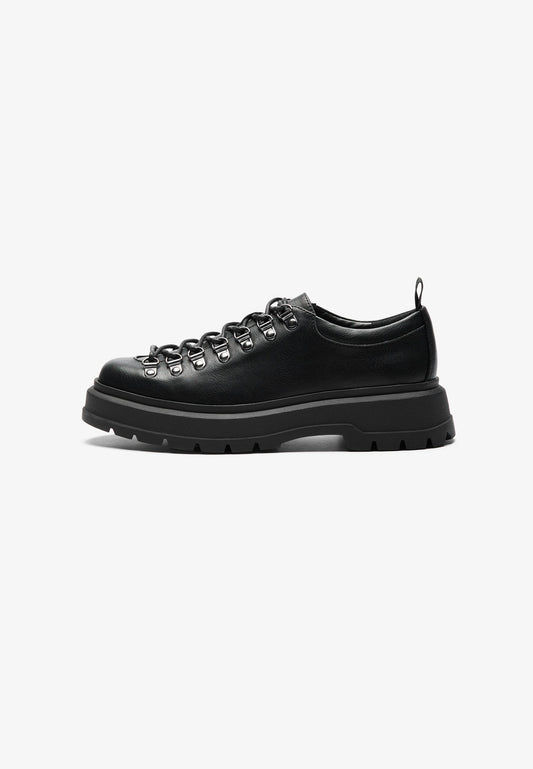 YOURTURN UNISEX - Smart Lace-ups - Black