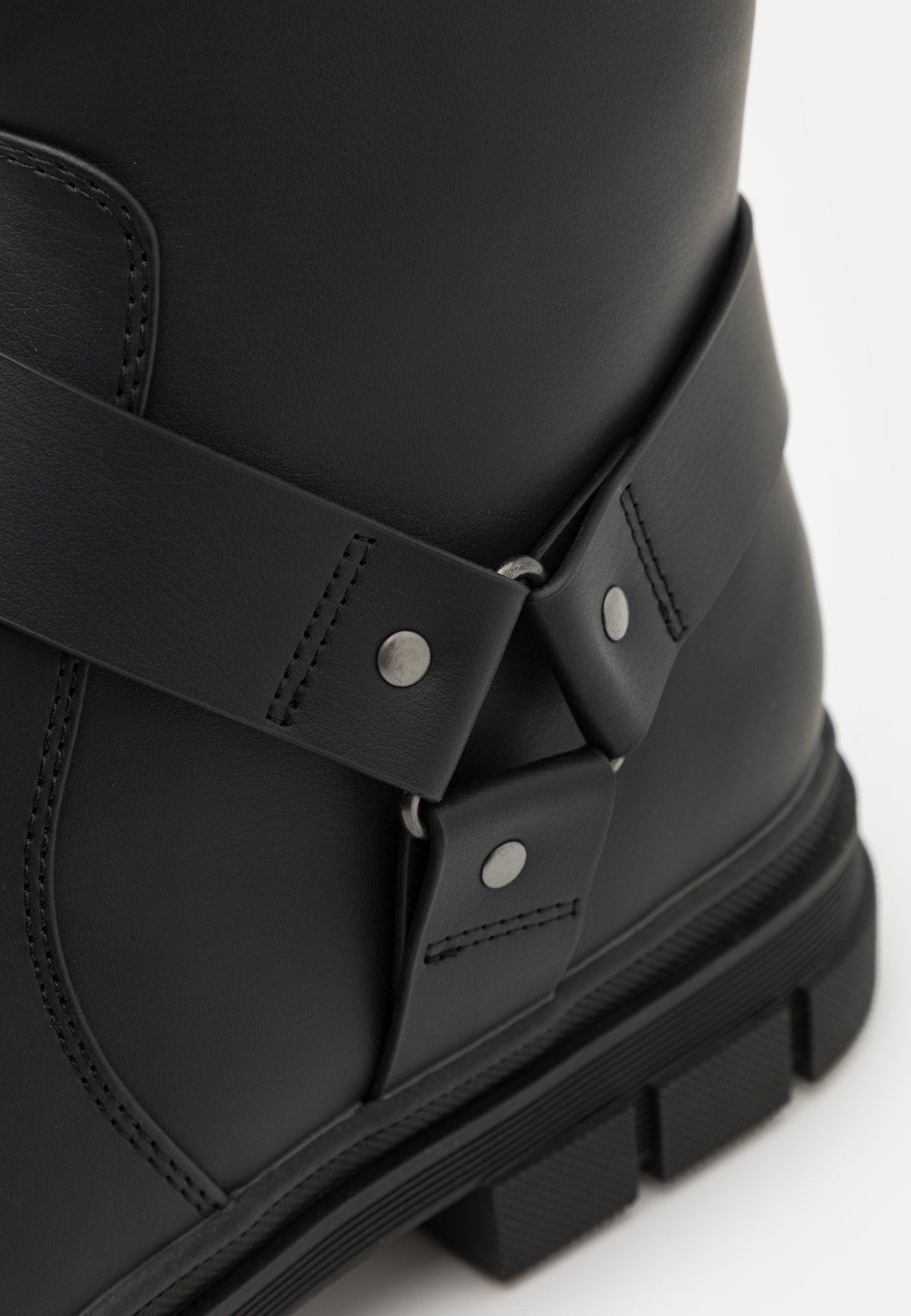 YOURTURN Unisex - Classic Ankle Boots - Black