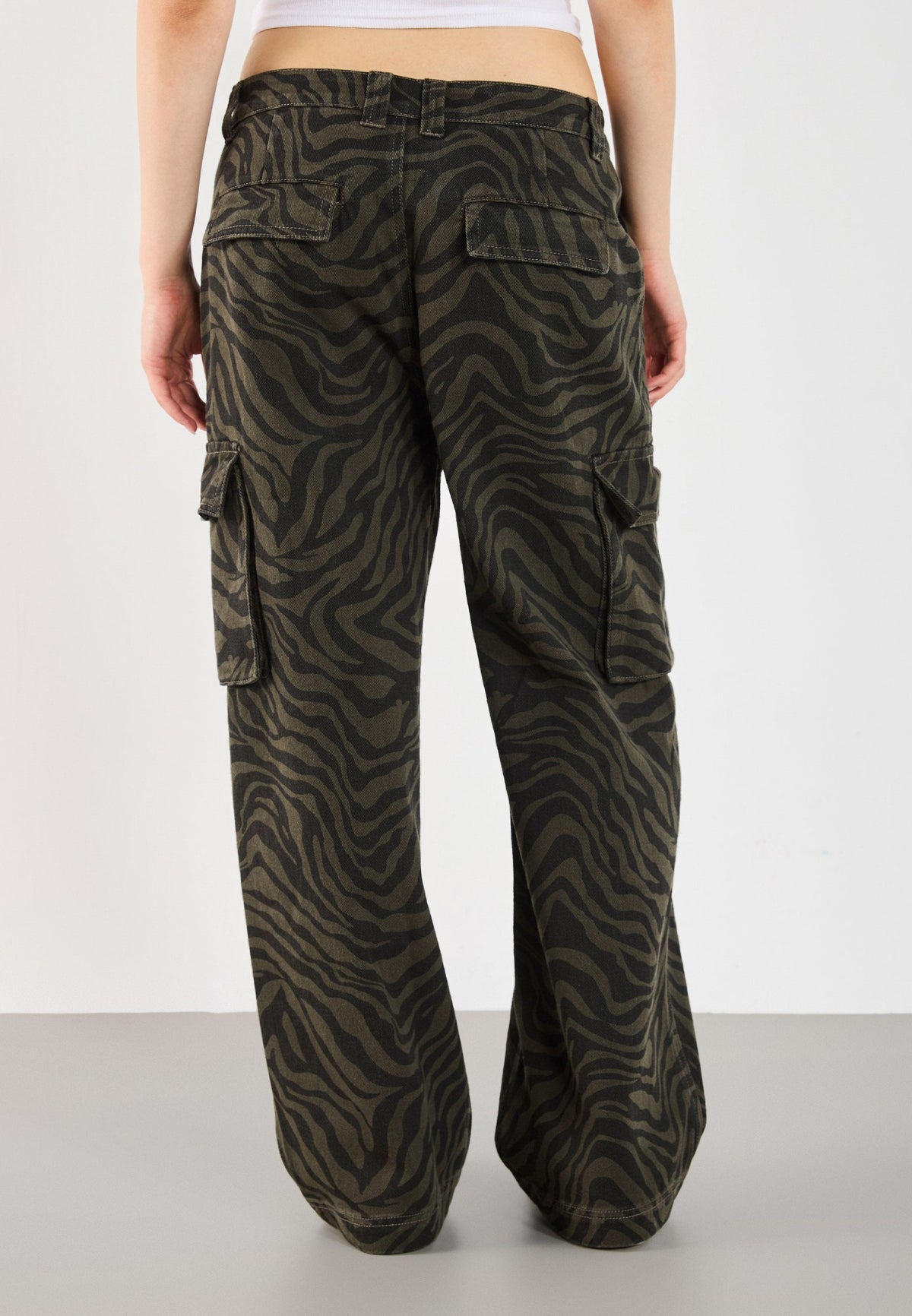 YOURTURN UNISEX - Cargo Trousers - Green