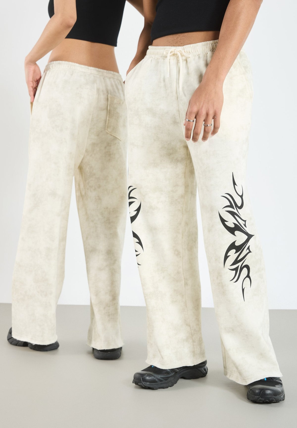 YOURTURN UNISEX - Tracksuit Bottoms - Stonewashed