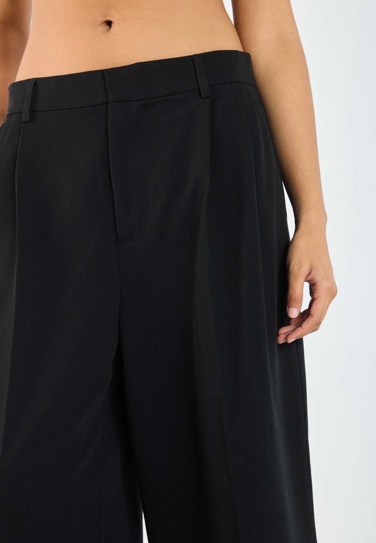 YOURTURN SUMMERISH SUIT TROUSERS UNISEX - Shorts - Black