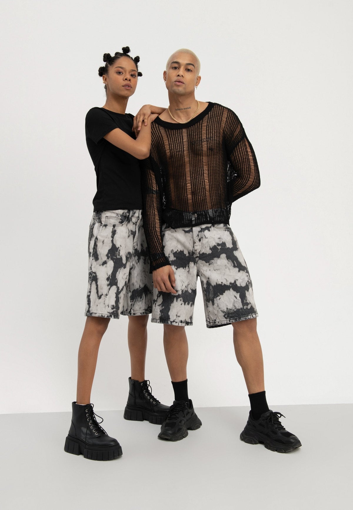 YOURTURN Unisex - Denim Shorts - Black Denim