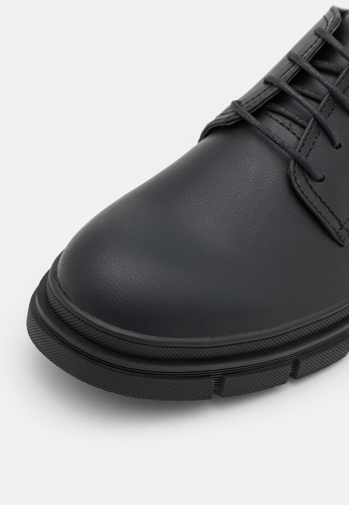 YOURTURN Lace-Ups - Black