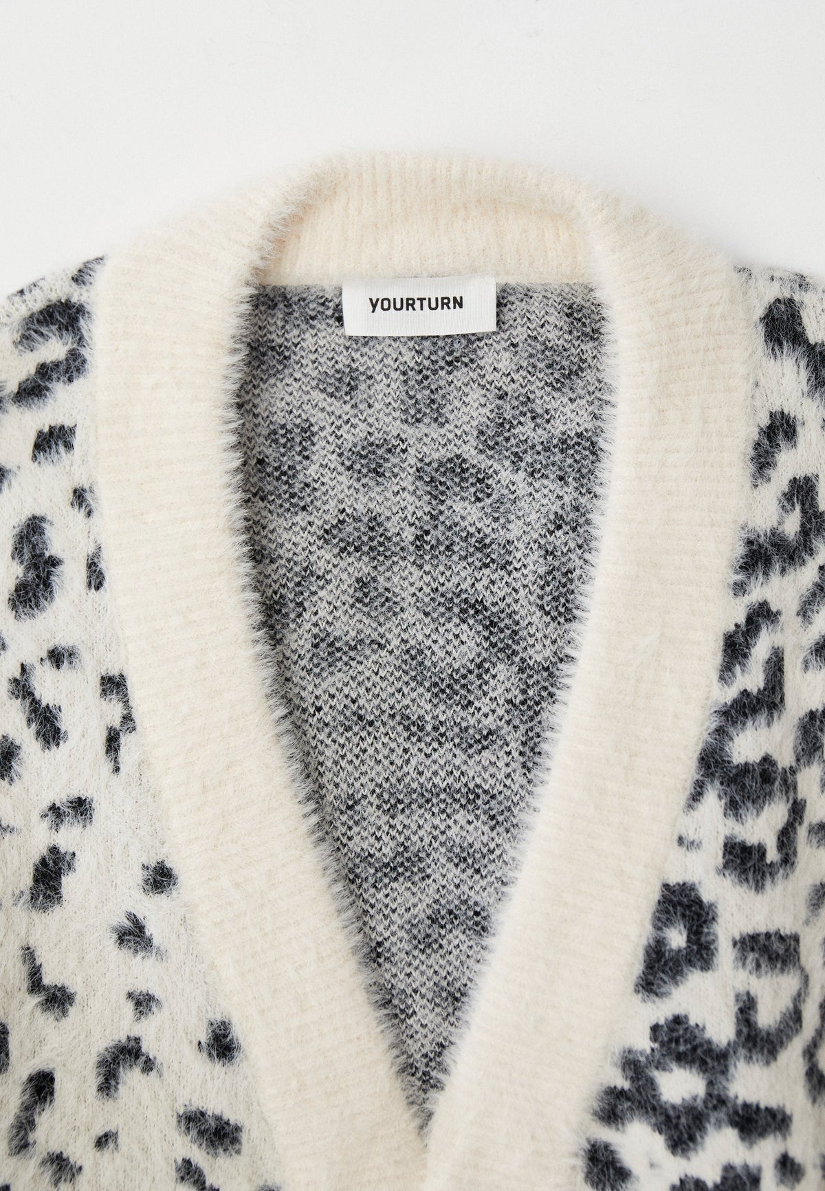 YOURTURN UNISEX - Cardigan - Off-white/black