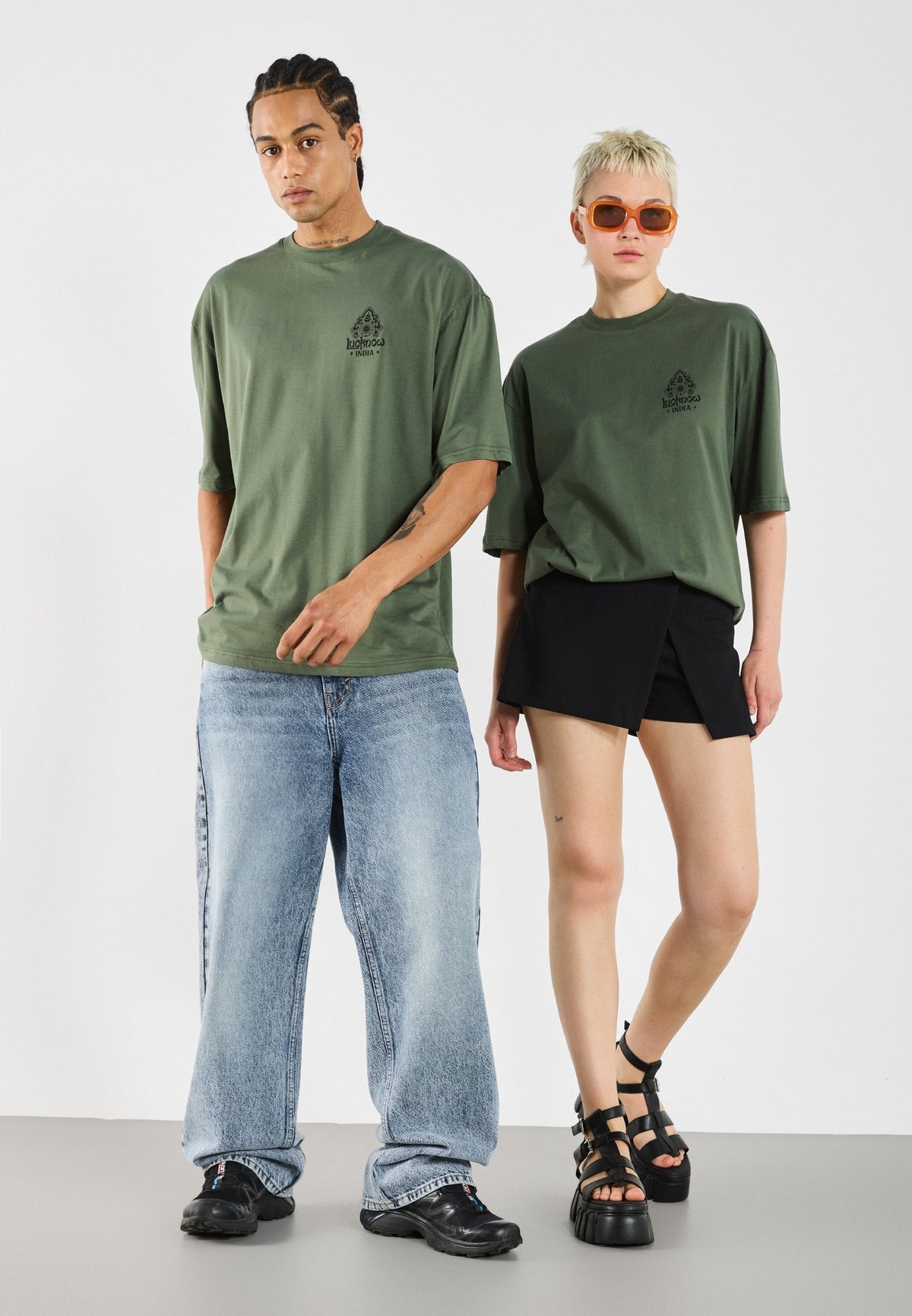 YOURTURN UNISEX - Print T-shirt - Thyme