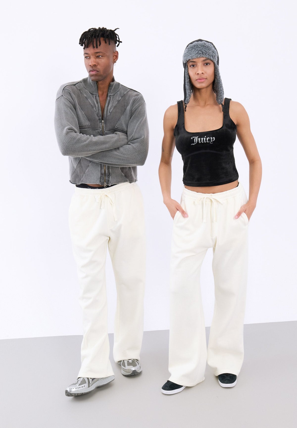 YOURTURN UNISEX - Tracksuit Bottoms - Egret