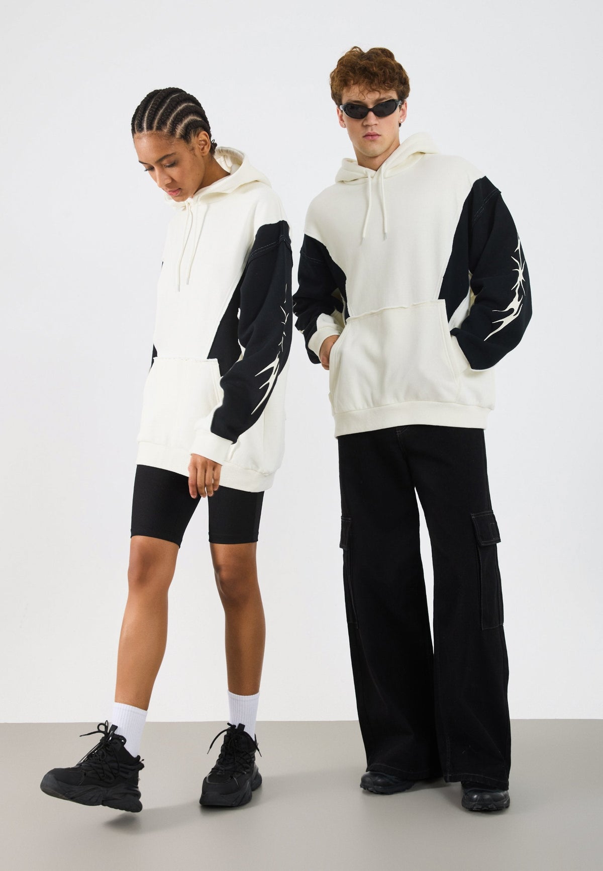 YOURTURN UNISEX - Hoodie - White