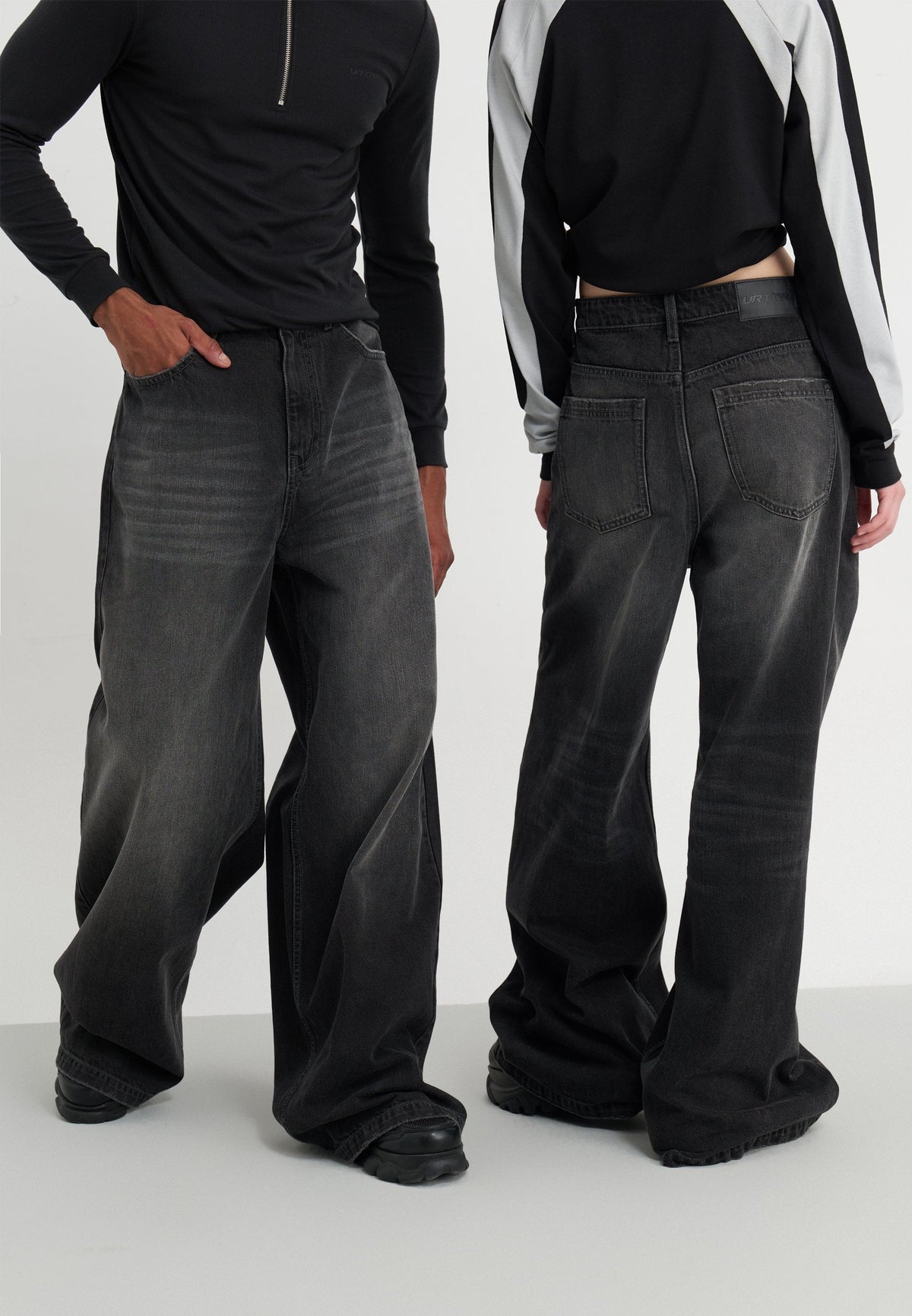 YOURTURN UNISEX - Baggy Jeans - Black Denim