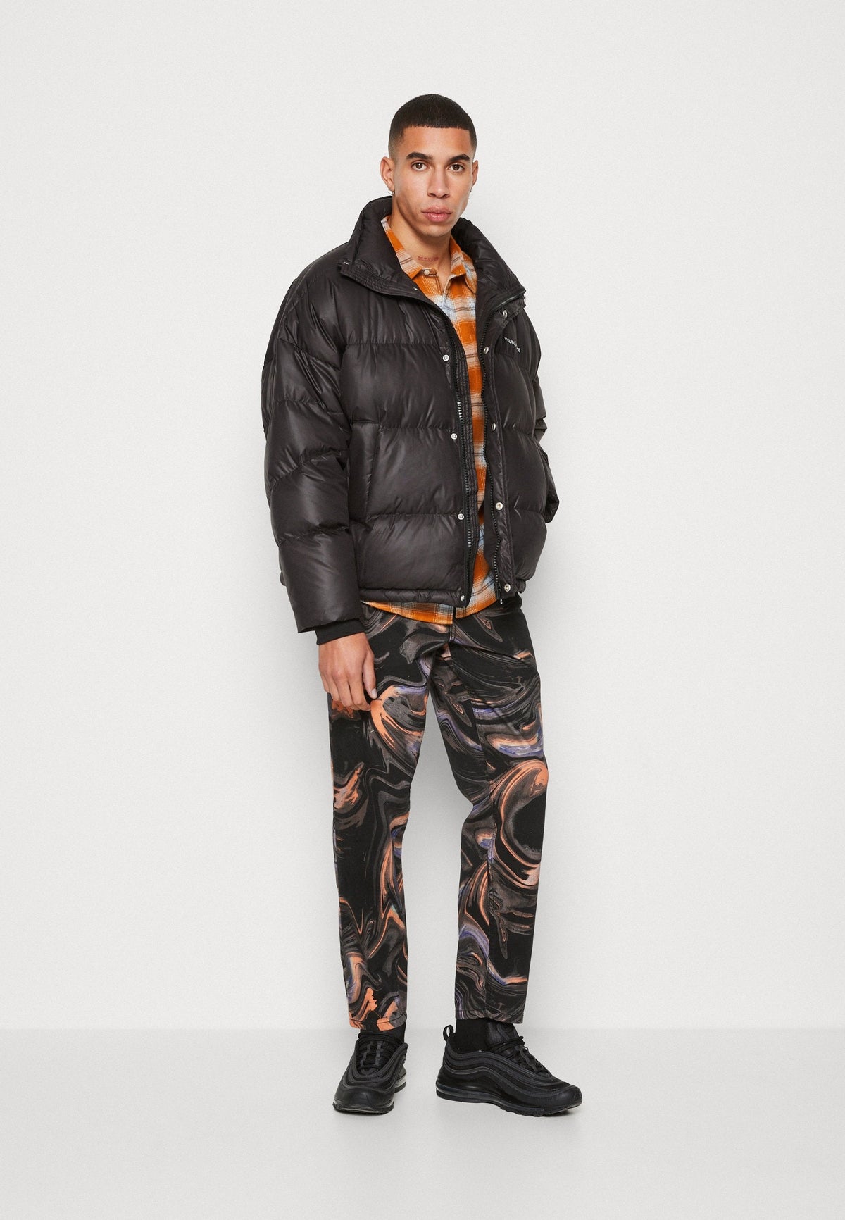 YOURTURN Phluid Unisex - Relaxed Fit Jeans - Black Denim