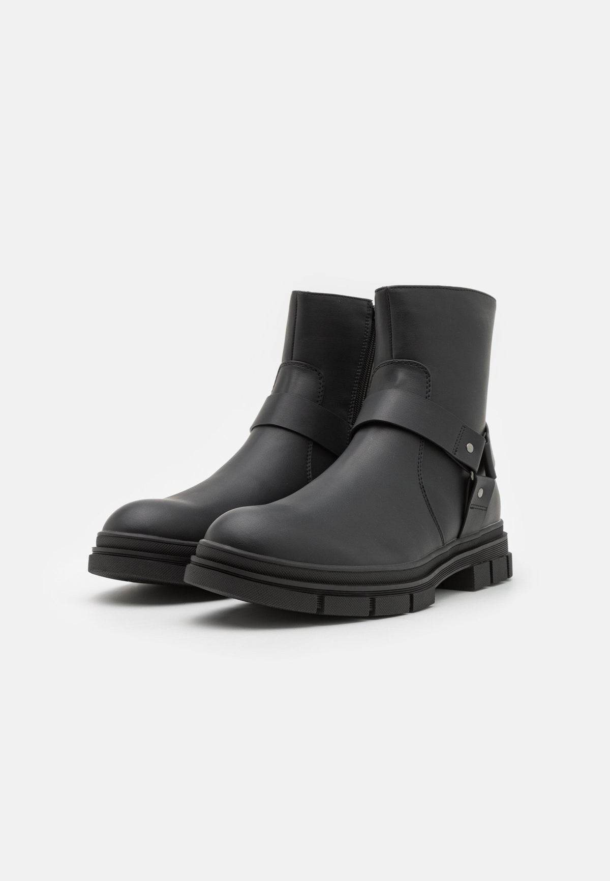 YOURTURN Unisex - Classic Ankle Boots - Black