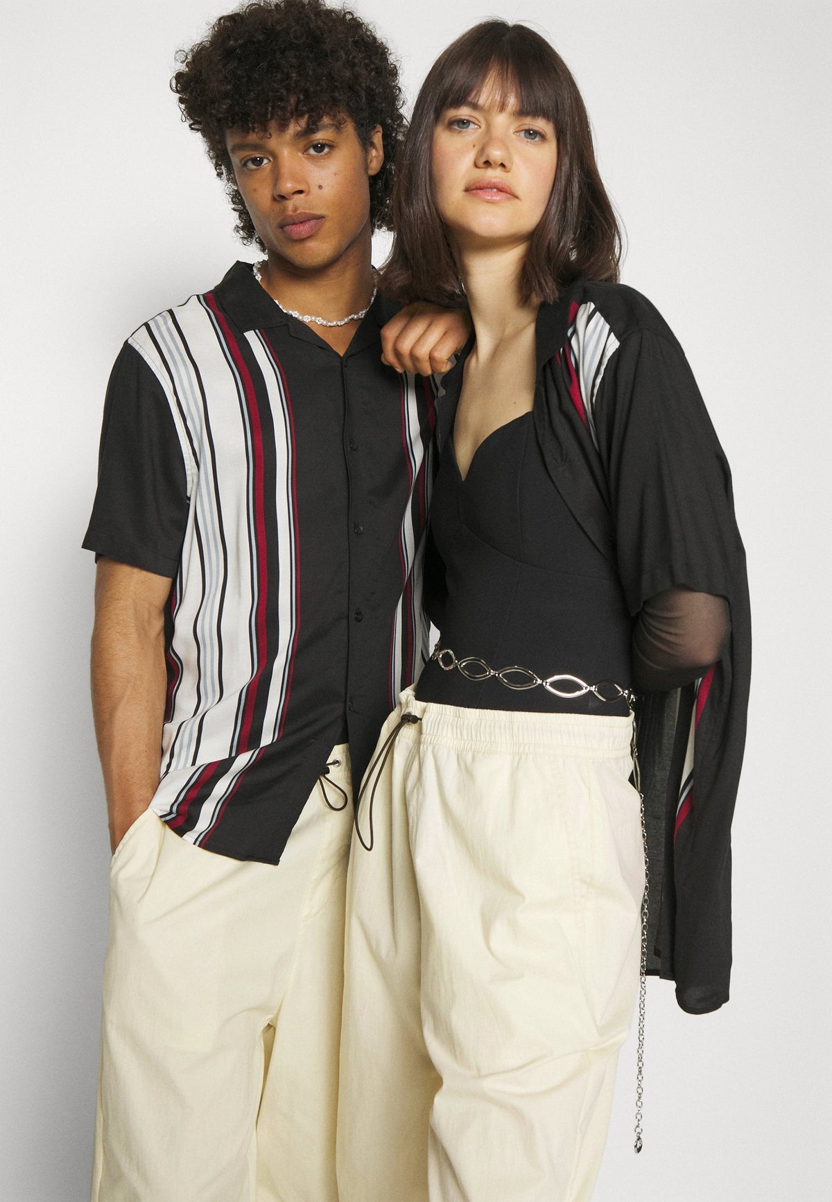 YOURTURN Genderless Parachute - Shorts - White