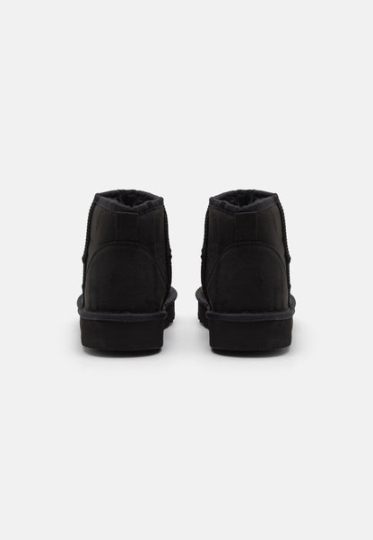 YOURTURN UNISEX - Platform Ankle Boots - Black