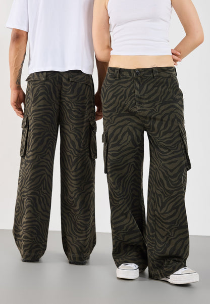 YOURTURN UNISEX - Cargo Trousers - Green