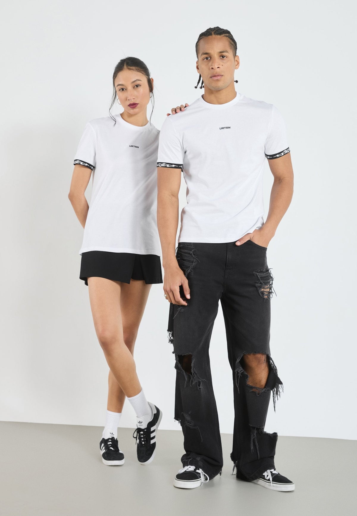 YOURTURN UNISEX - Basic T-shirt - Bright White