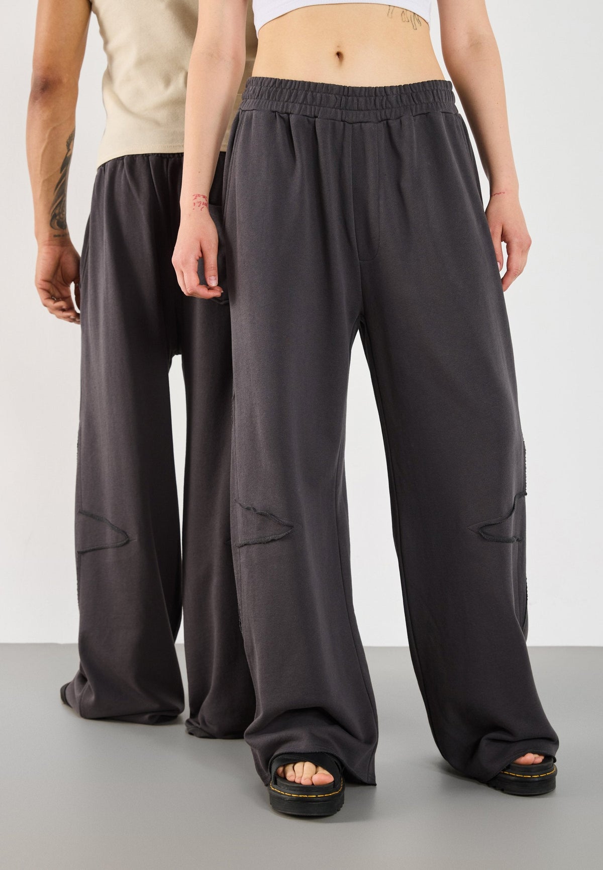 YOURTURN UNISEX - Tracksuit Bottoms - Dark Grey