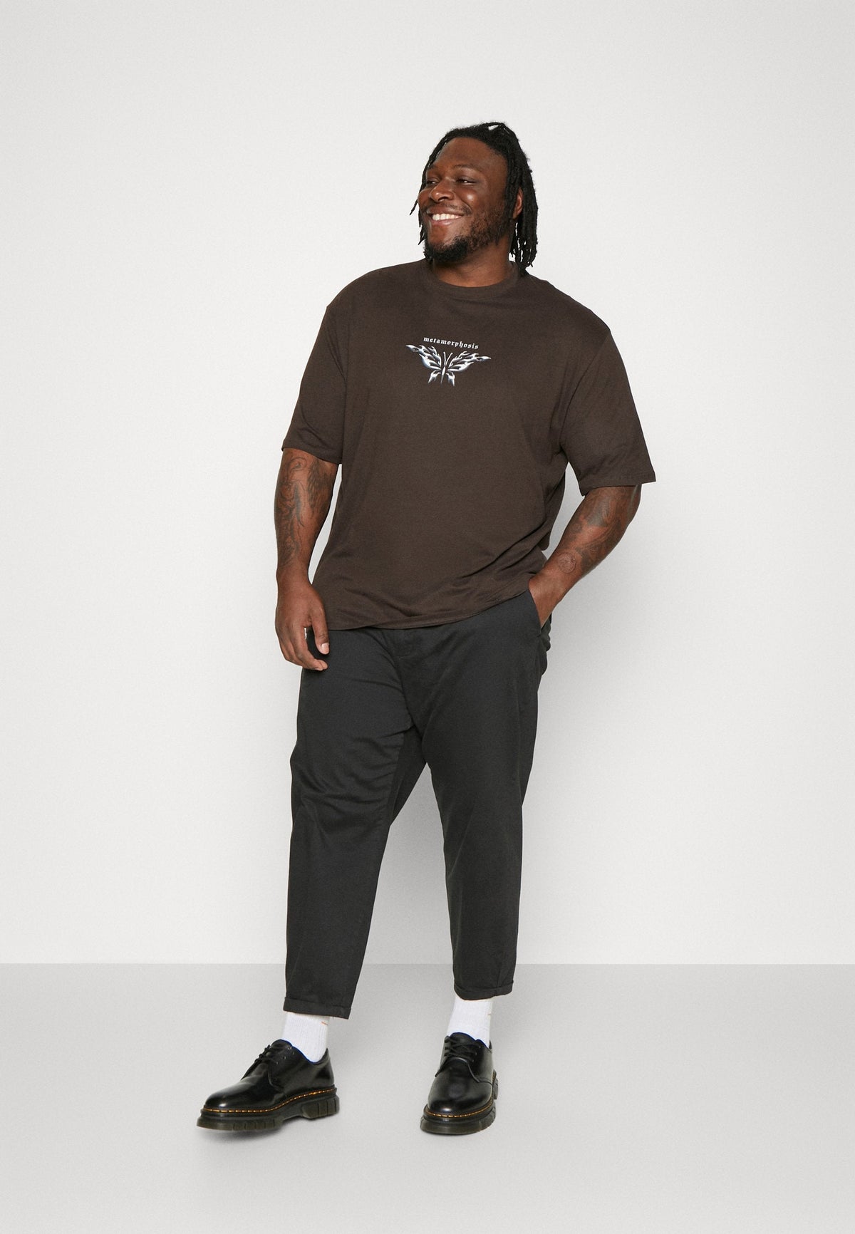YOURTURN Print T-Shirt - Brown
