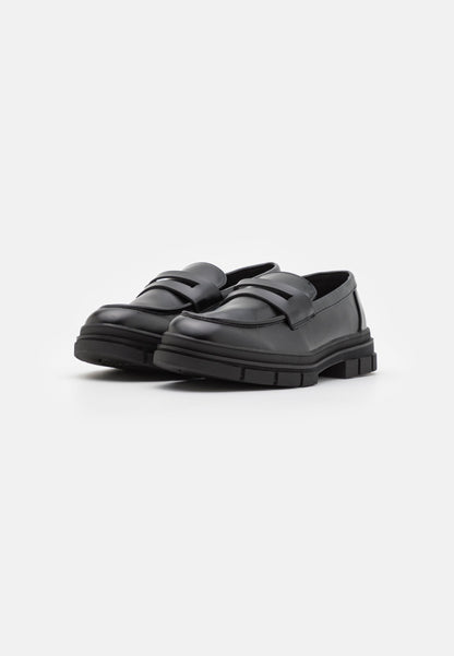 YOURTURN Slip-Ons - Black