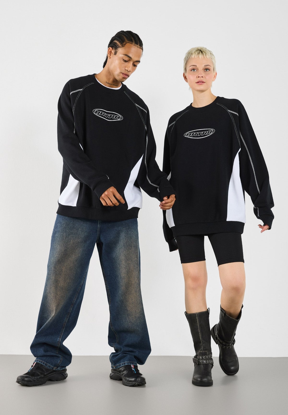 YOURTURN UNISEX - Sweatshirt - True Black