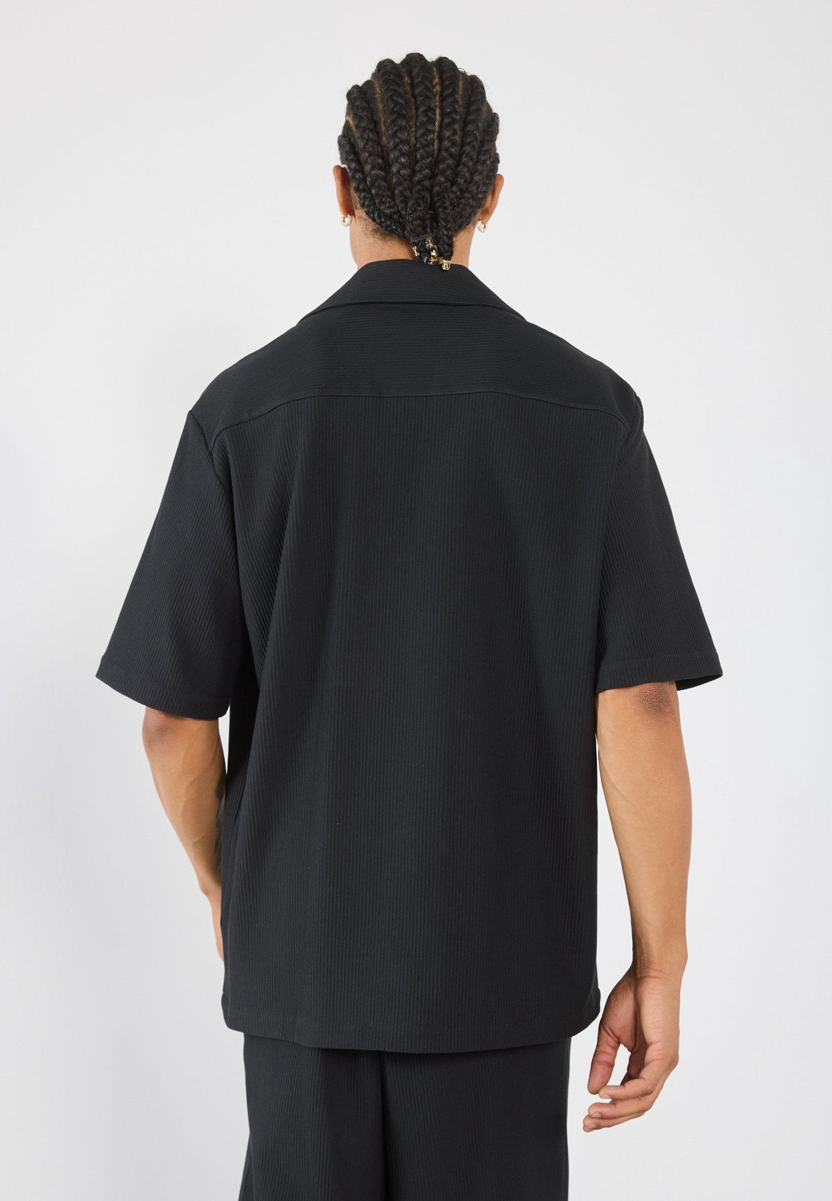 YOURTURN UNISEX - Shirt - Black