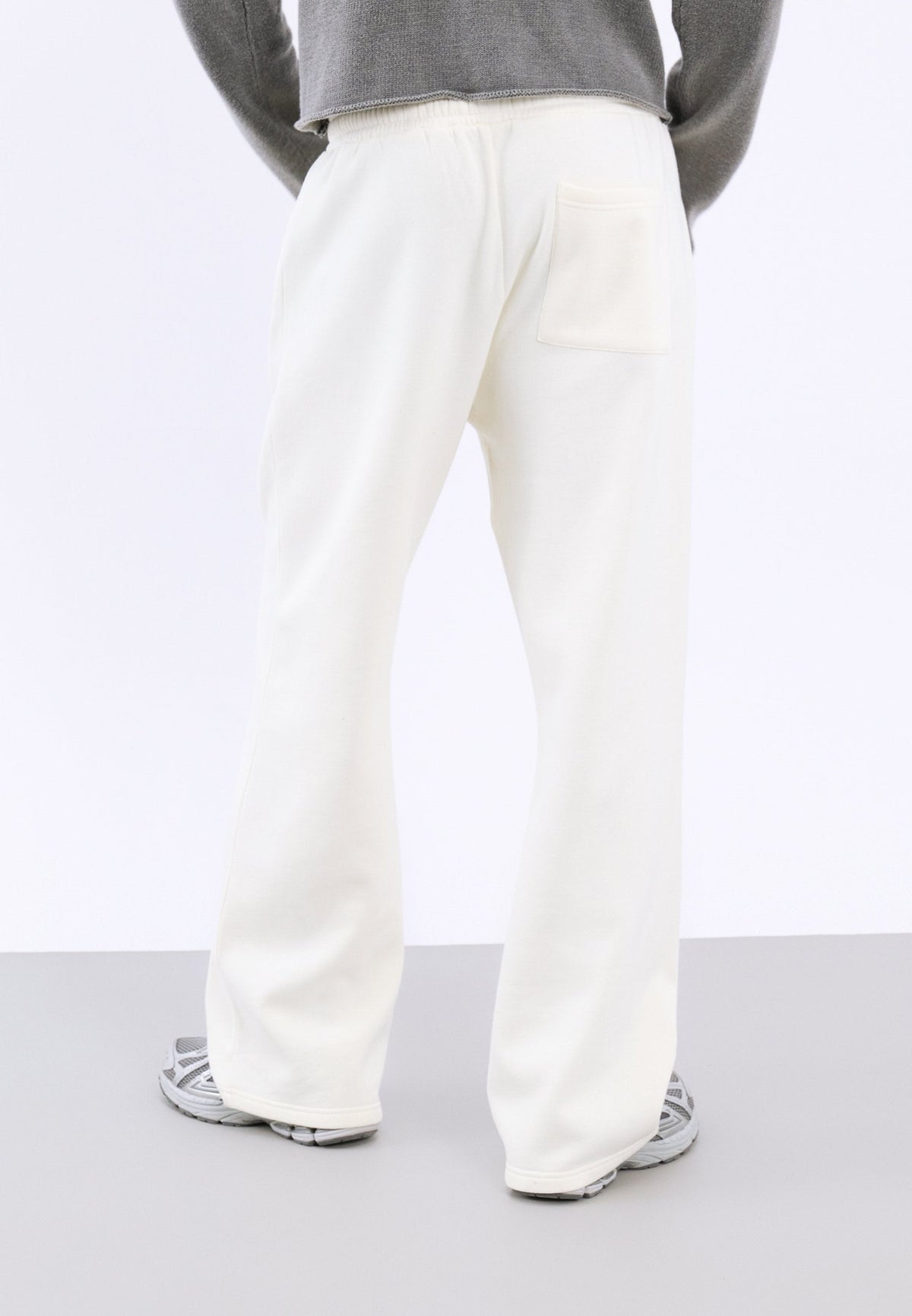 YOURTURN UNISEX - Tracksuit Bottoms - Egret