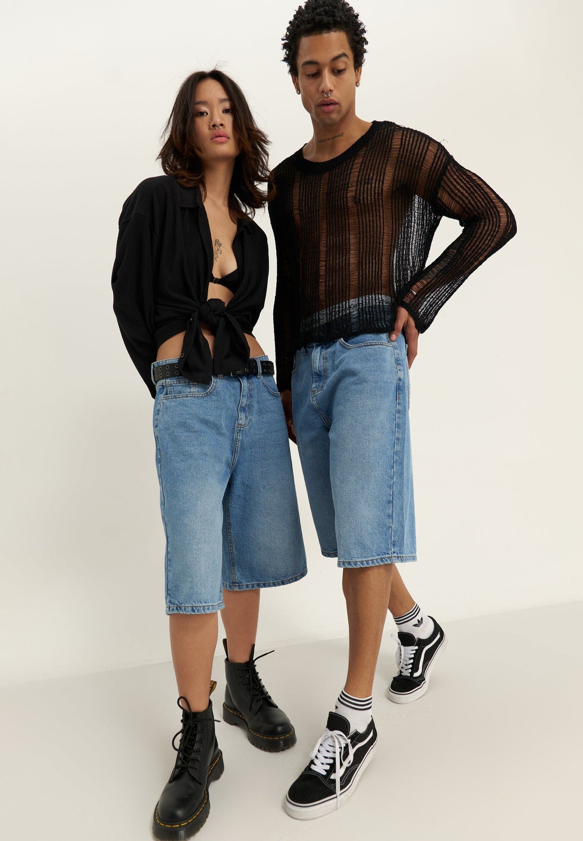 YOURTURN UNISEX - Denim Shorts - Light Blue Denim