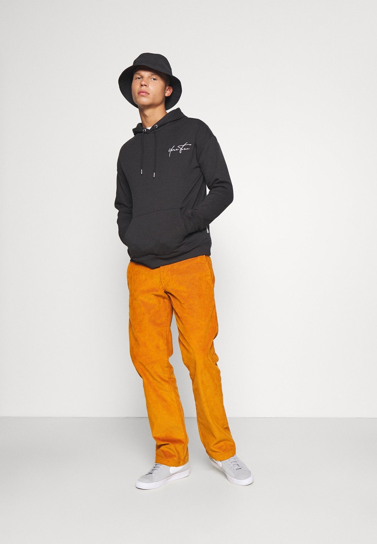 YOURTURN Bold Script Hoodie Unisex - Sweatshirt - Black