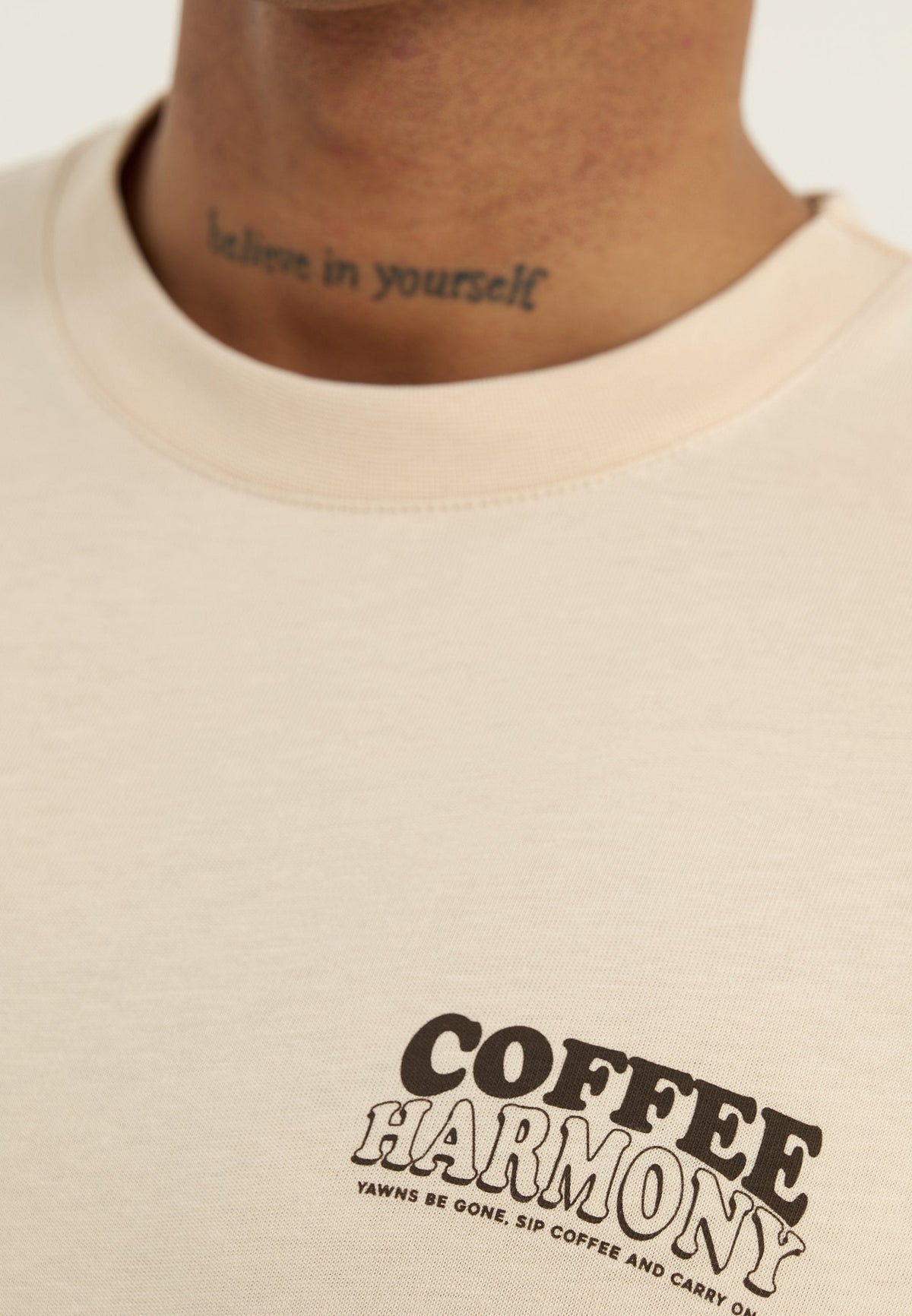 YOURTURN UNISEX - Print T-shirt - Beige