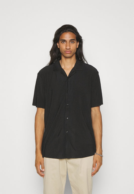 YOURTURN Plisse Shirt Unisex - Shirt - Black