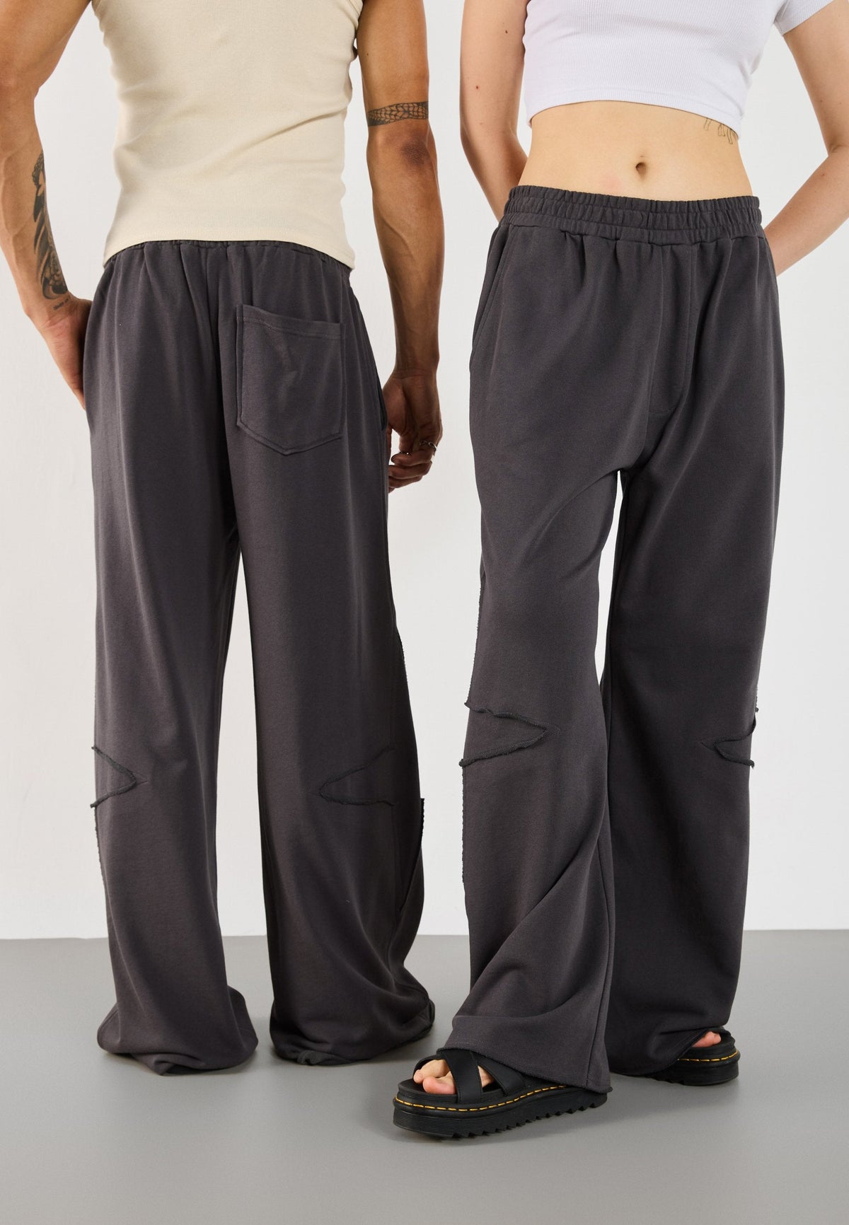 YOURTURN UNISEX - Tracksuit Bottoms - Dark Grey
